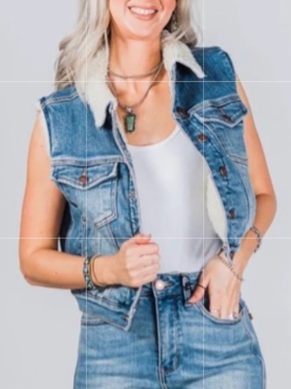 Judy blue Sherpa lined cropped denim vest Size Large New with tag
